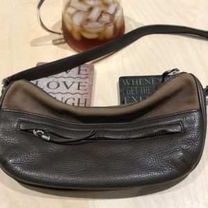 Ellen Tracy small purse; genuine leather ; brown leather and suede ;